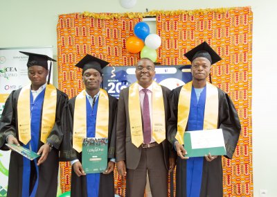 Ceremonie-des-diplomes-cote-ivoire-2