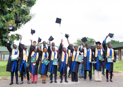 Ceremonie-des-diplomes-cote-ivoire-3